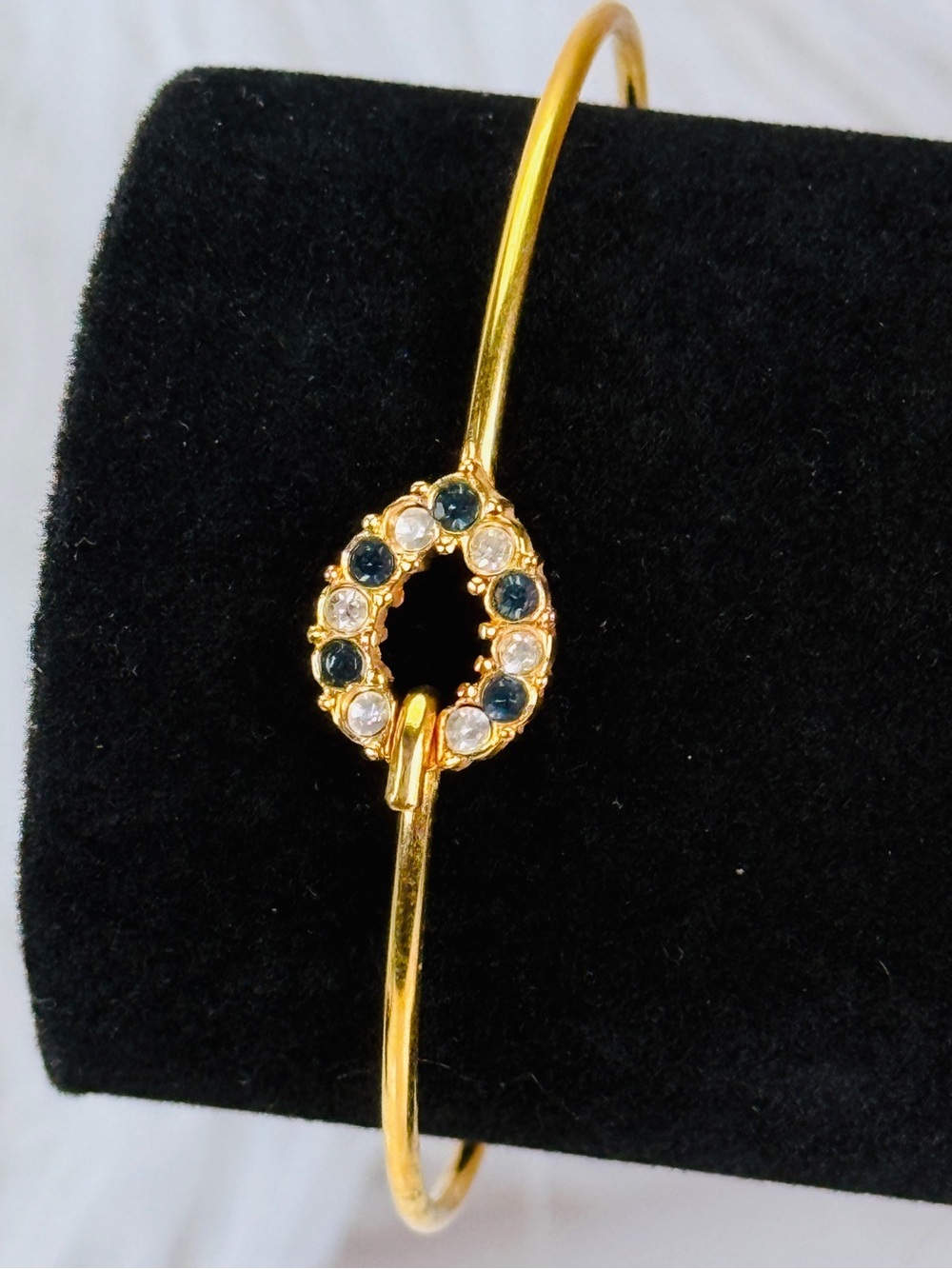 Elegant Goldtone clear, navy bling minimalist Bracelet